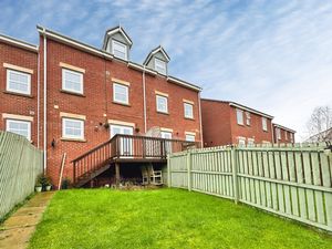 Photo 9- click for photo gallery